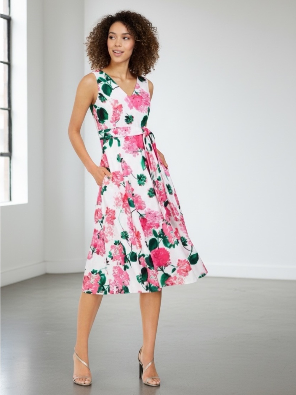 NEW Calvin Klein Women's Sleeveless Floral Fit and Flare A-Line Belted Dress 8